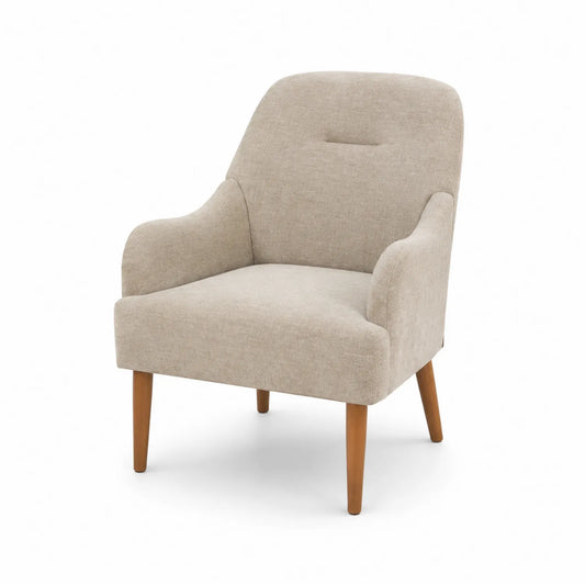 Fauteuil en tissu polyester beige avec pieds en bois de hêtre